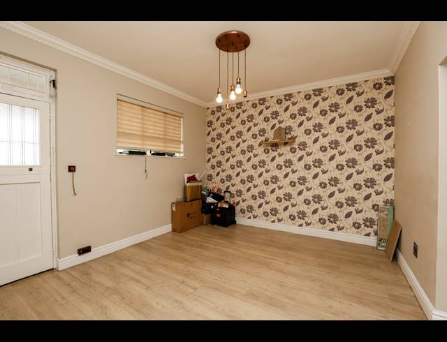 2 BEDROOM APARTMENT FOR SALE IN MORNINGSIDE